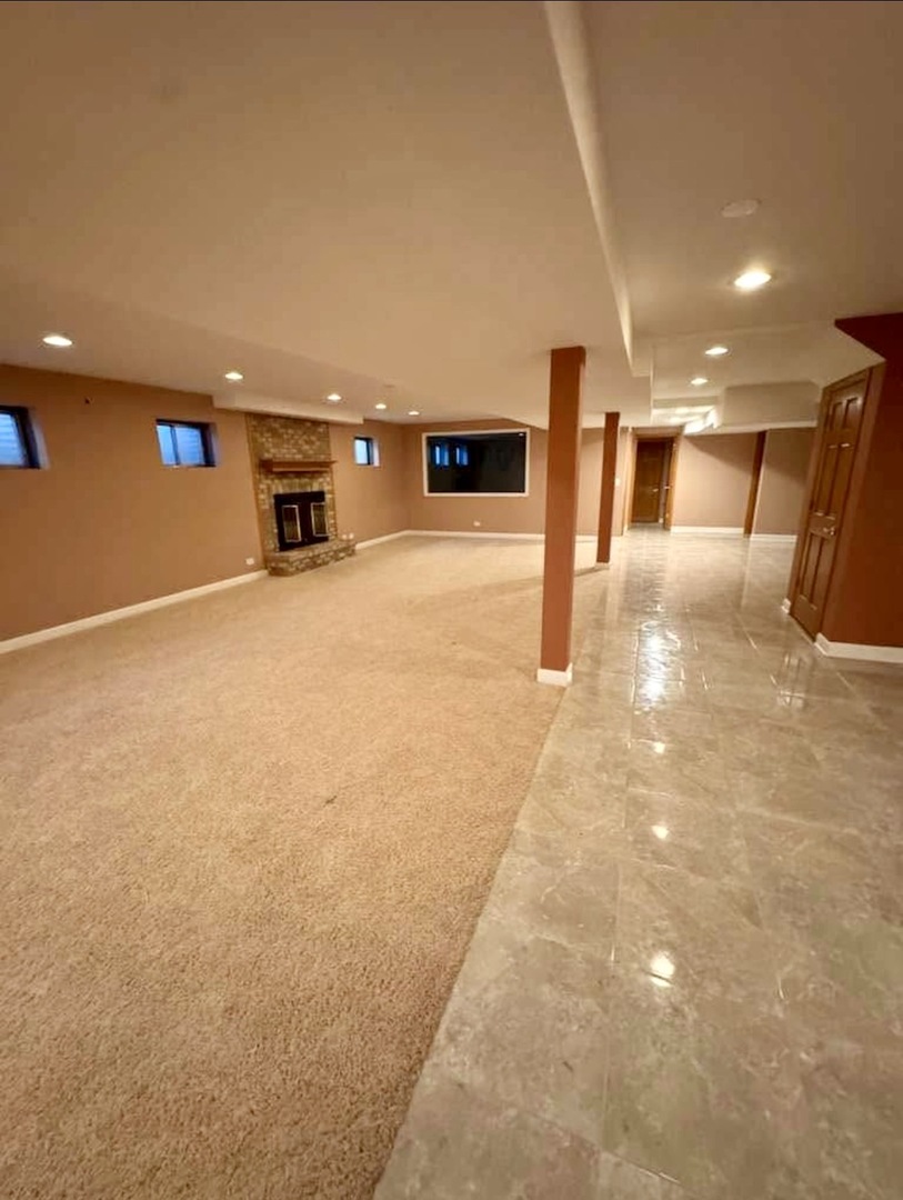 8S210 Stonehedge Court, Naperville, IL 60540