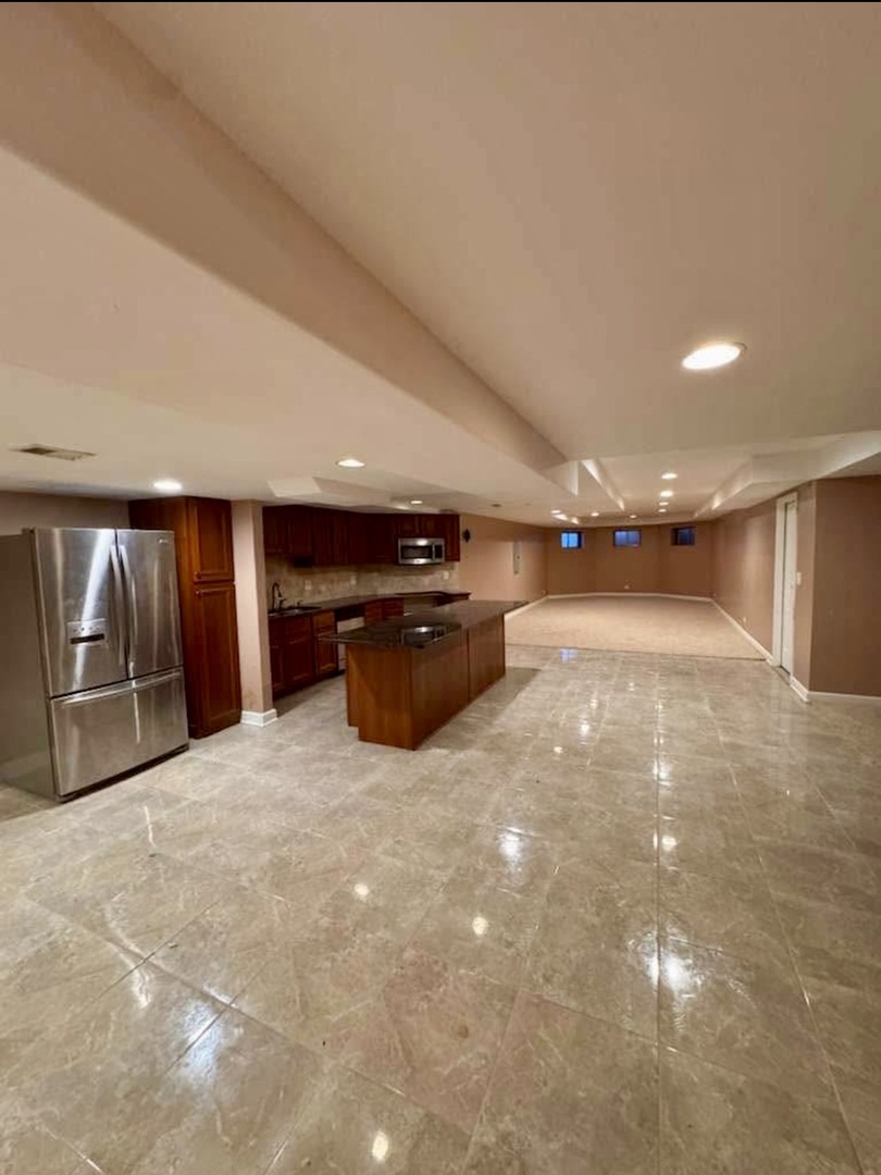 8S210 Stonehedge Court, Naperville, IL 60540