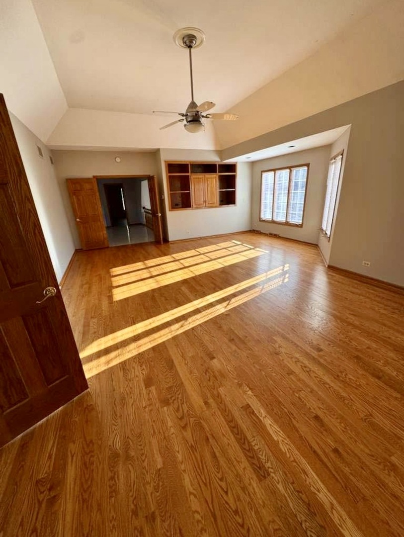 8S210 Stonehedge Court, Naperville, IL 60540