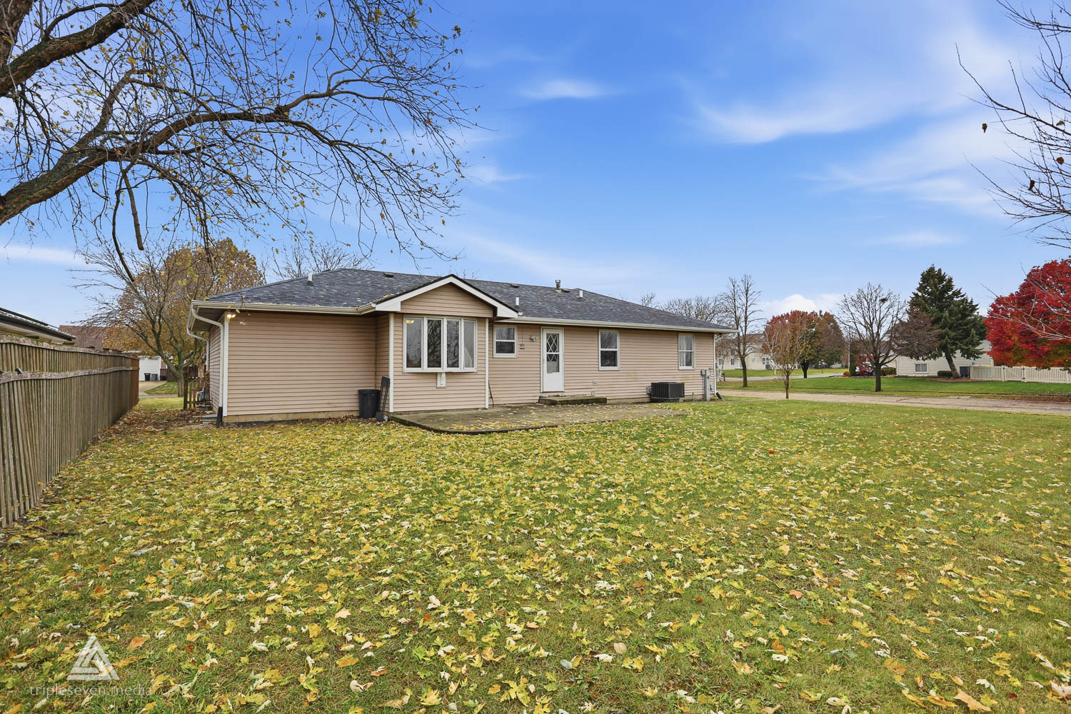 6615 Bazz Drive, Plainfield, IL 60586