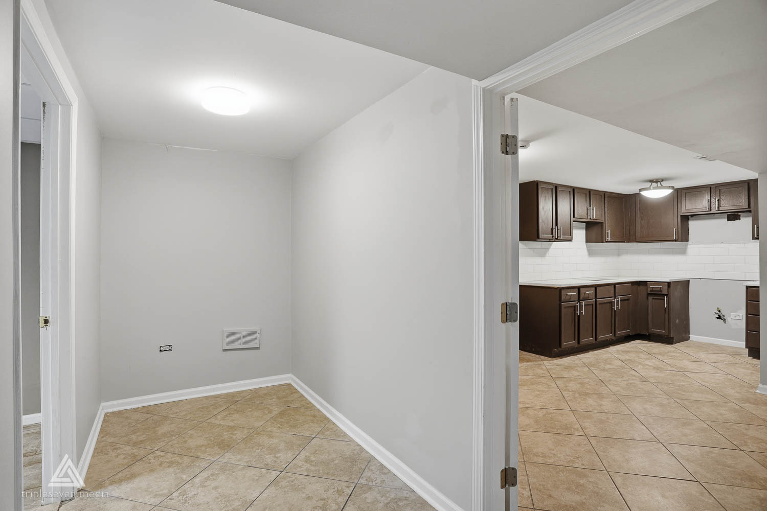 6615 Bazz Drive, Plainfield, IL 60586