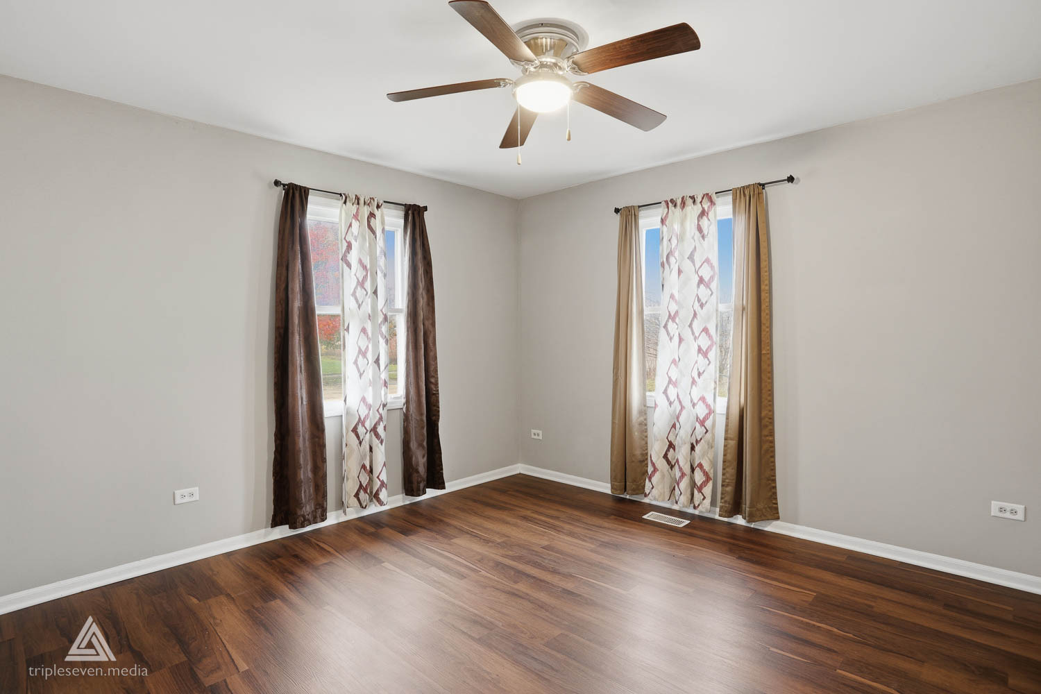 6615 Bazz Drive, Plainfield, IL 60586