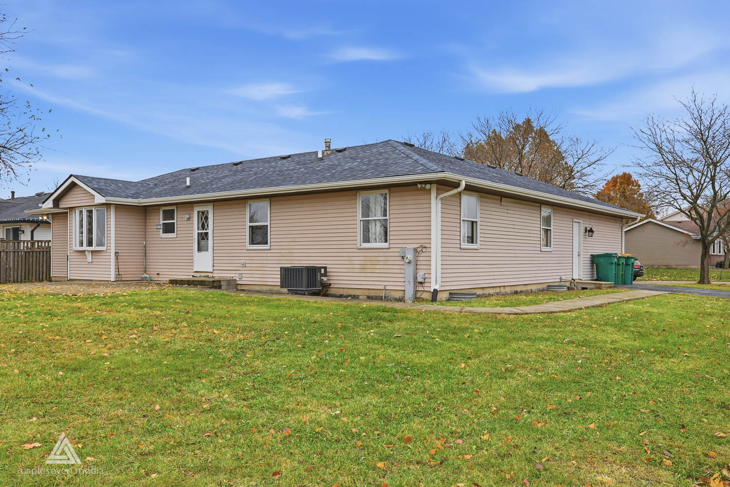 6615 Bazz Drive, Plainfield, IL 60586