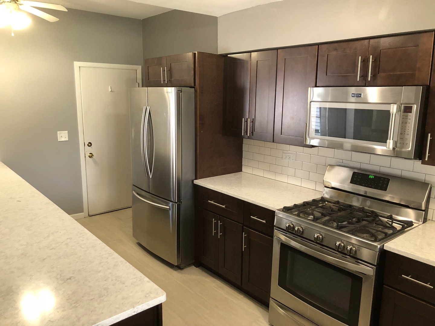 1102 E Wilson Avenue, Lombard, IL 60148