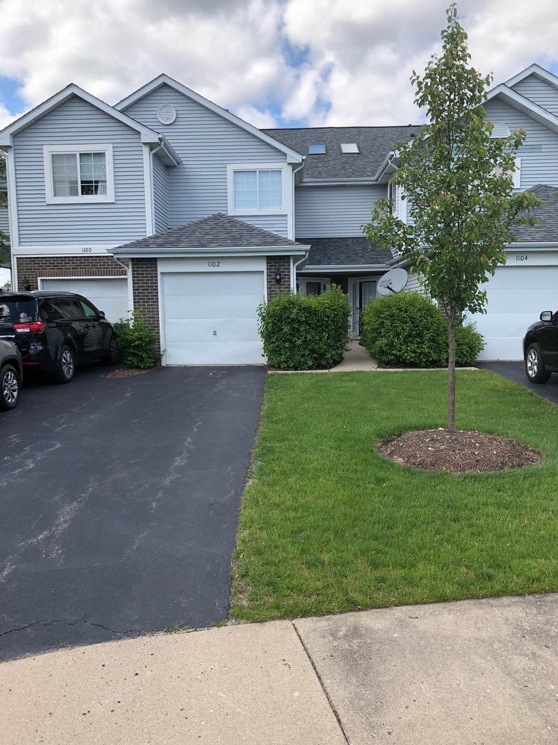 1102 E Wilson Avenue, Lombard, IL 60148