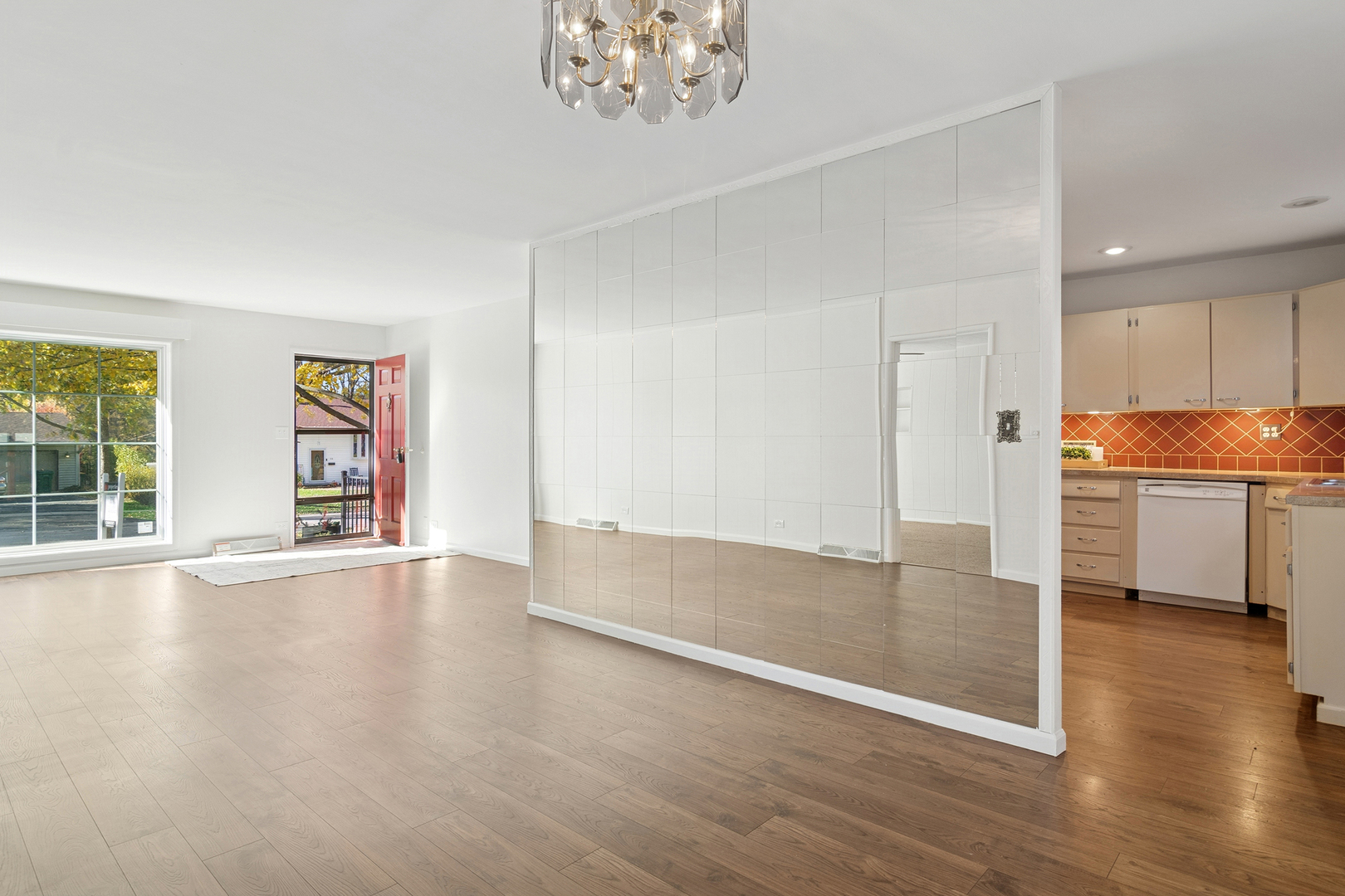 36 Crestview Terrace, Buffalo Grove, IL 60089