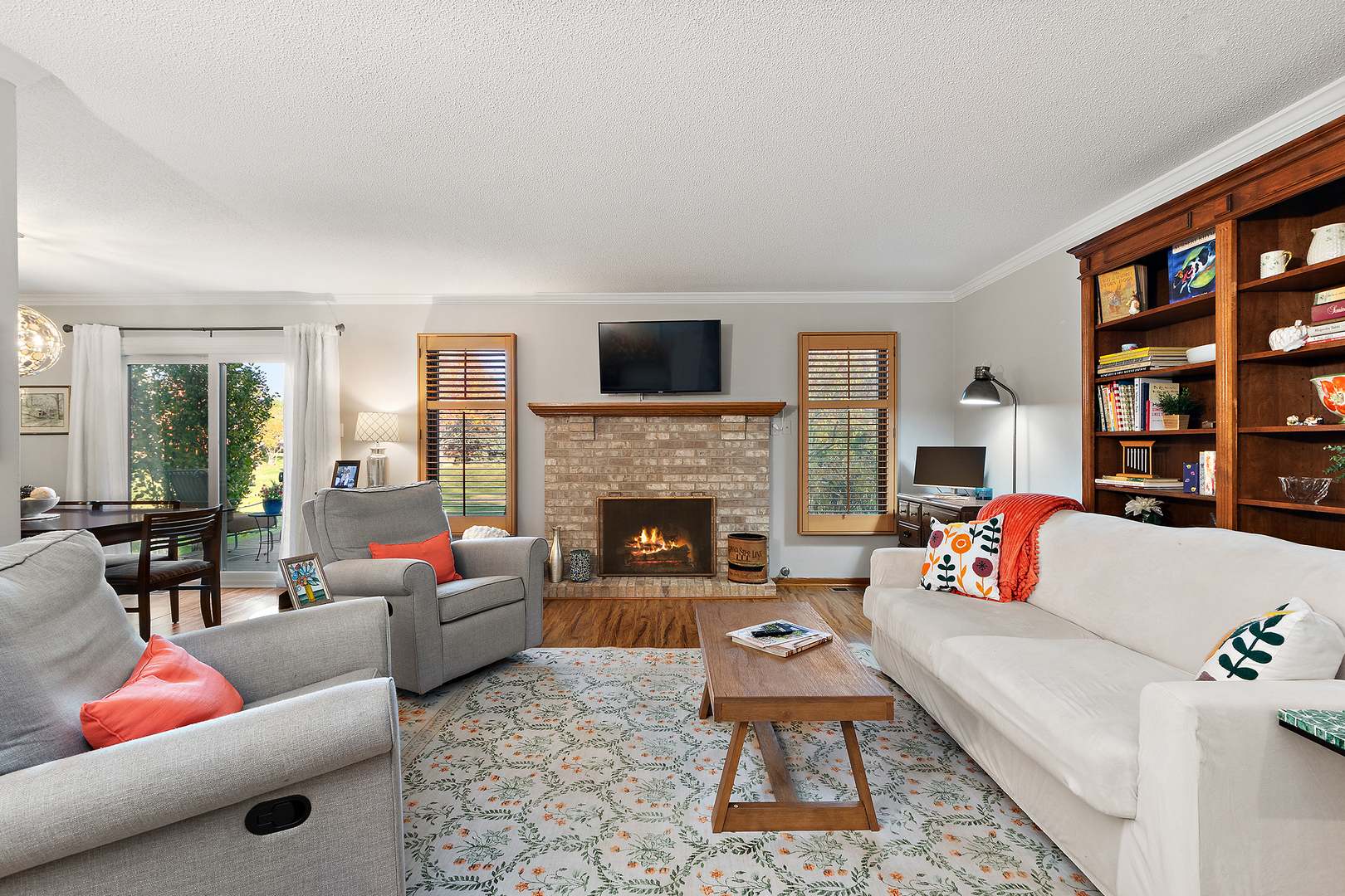 12249 S Arbor Trail #G2, Palos Heights, IL 60463