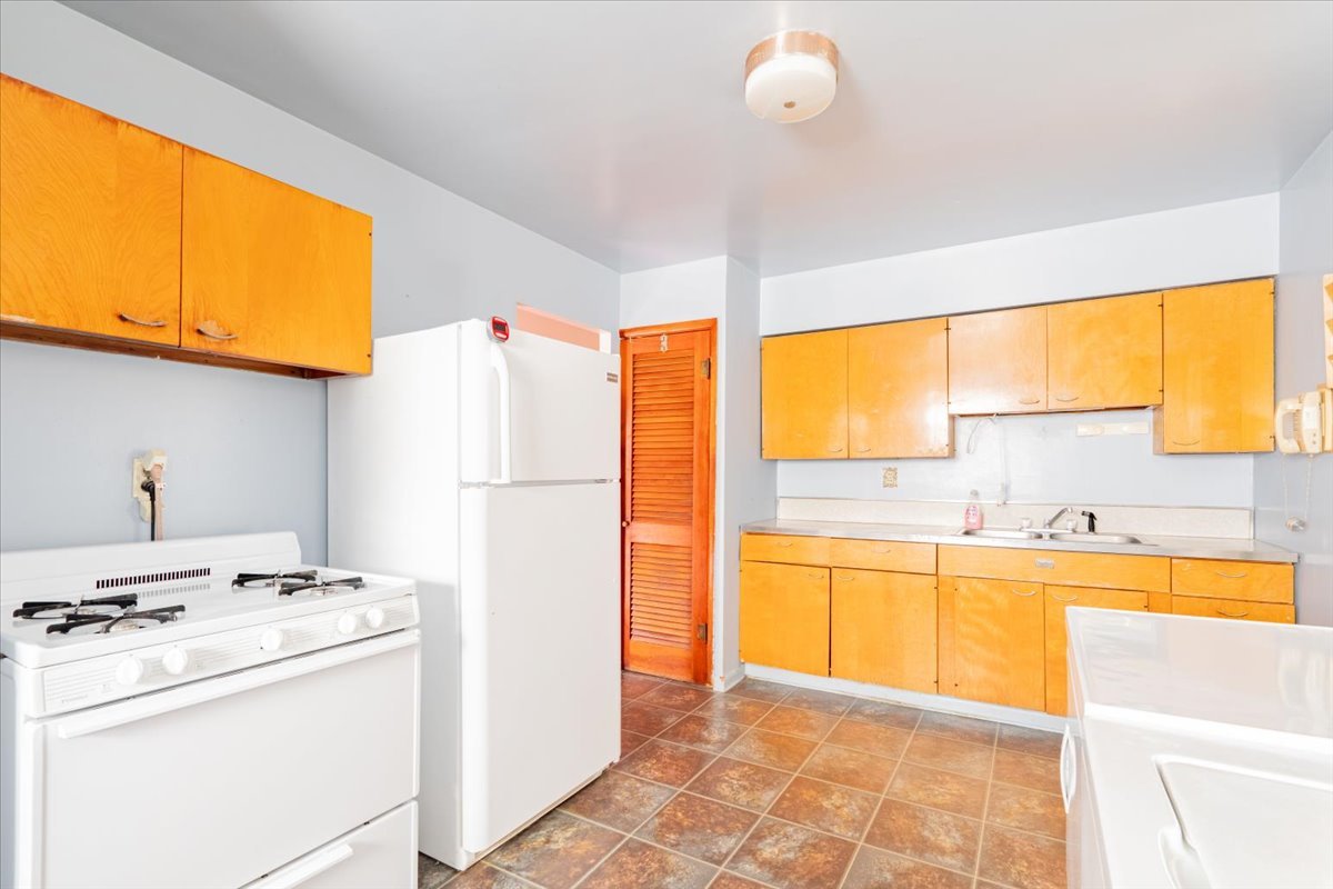 152 Debruler Drive, Lincoln, IL 62656