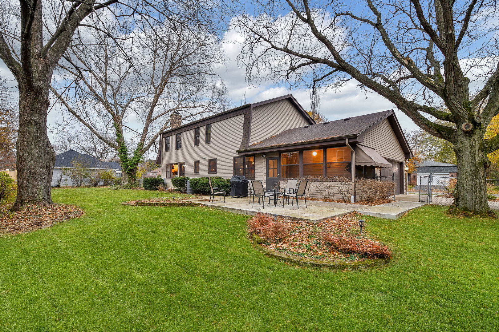 747 Redwing Drive, Geneva, IL 60134