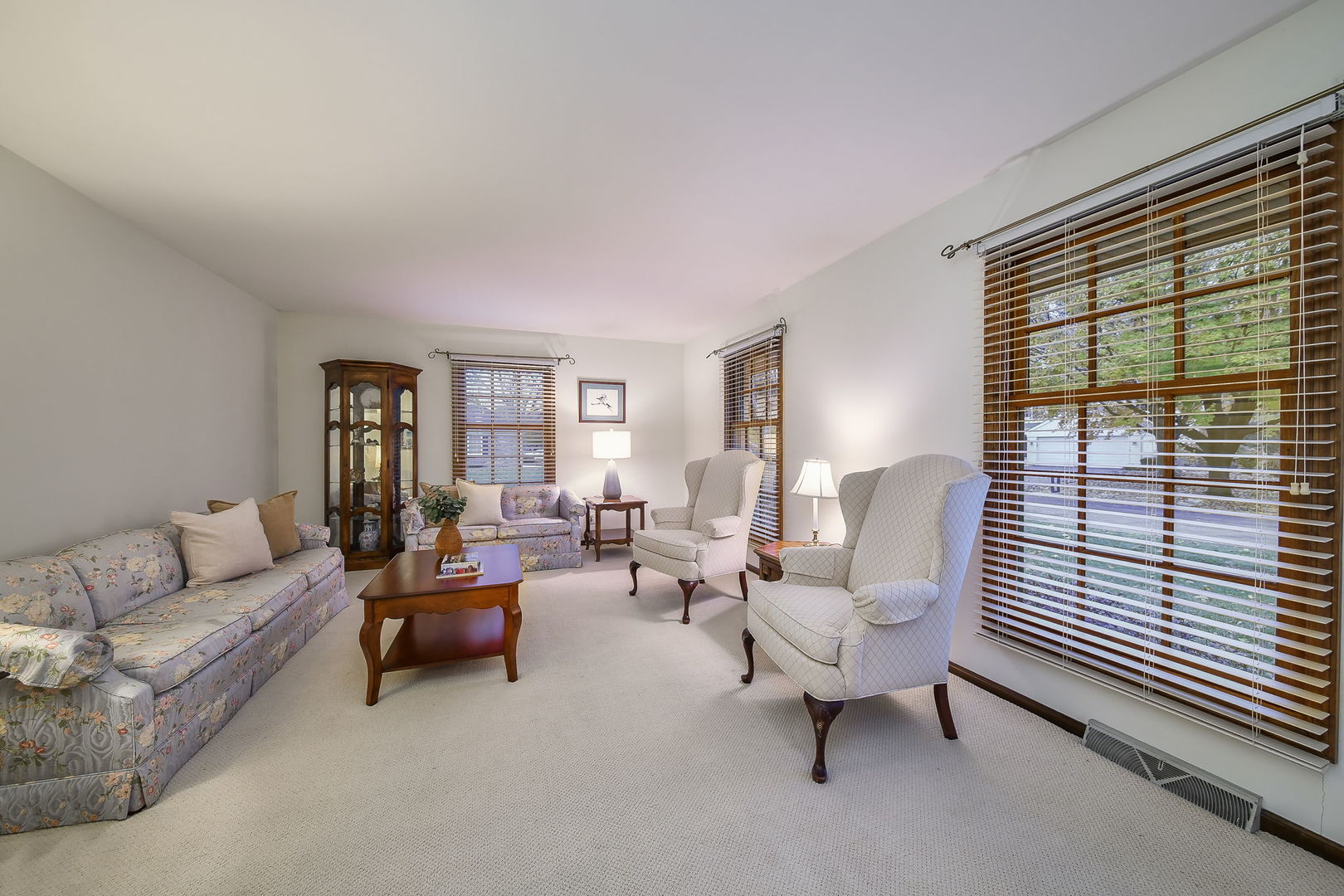 747 Redwing Drive, Geneva, IL 60134