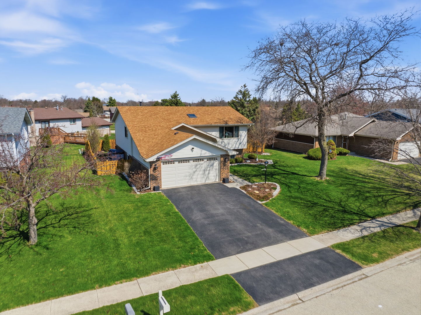 13736 W Cavecreek Court, Homer Glen, IL 60491