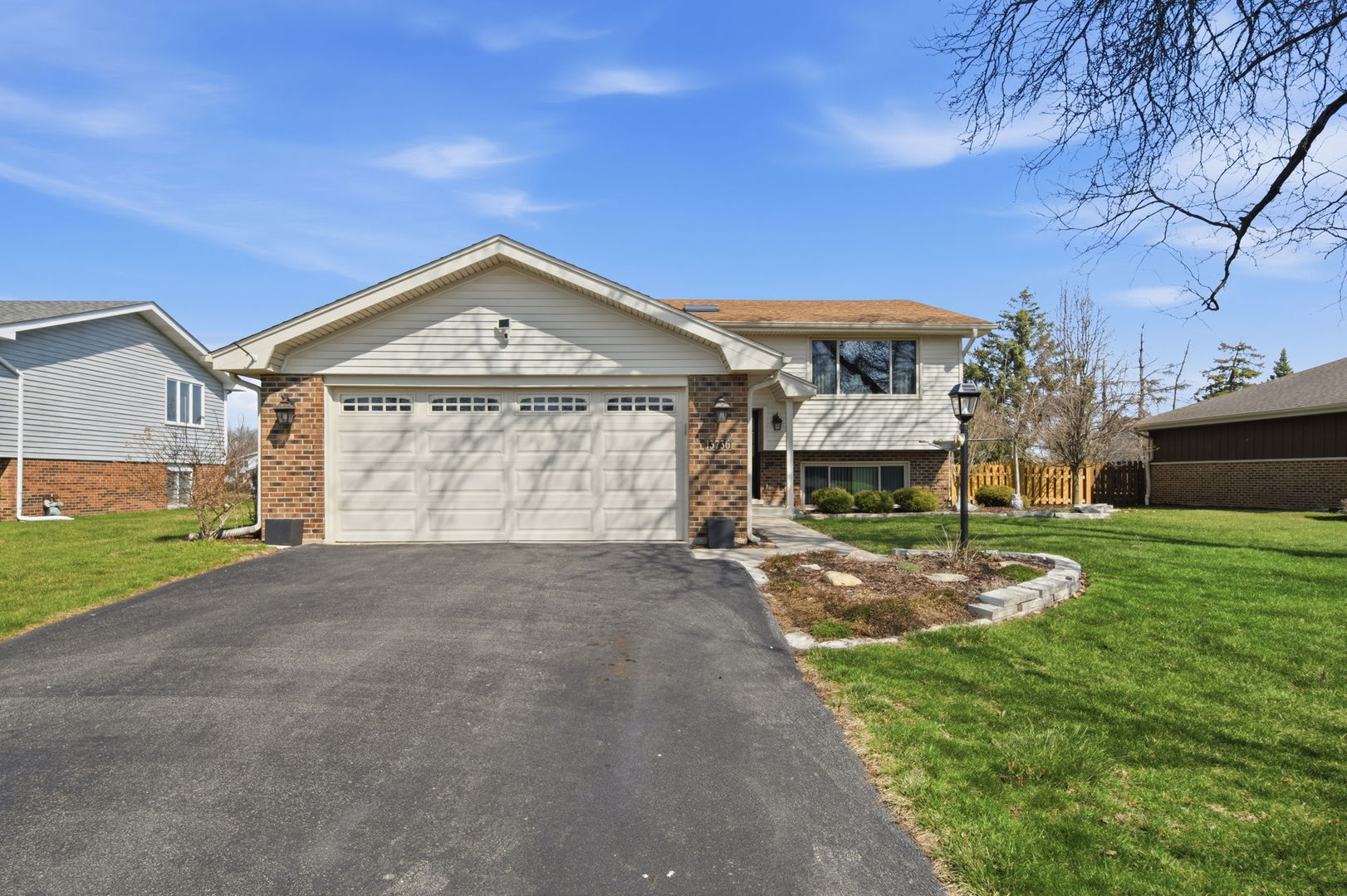 13736 W Cavecreek Court, Homer Glen, IL 60491