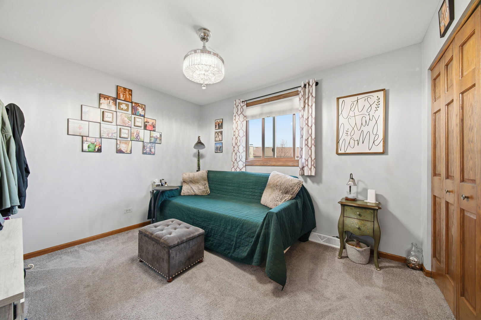 13736 W Cavecreek Court, Homer Glen, IL 60491