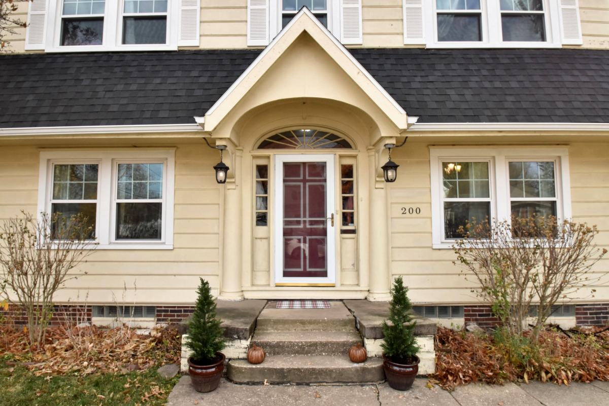 200 W Virginia Avenue, Peoria, IL 61604