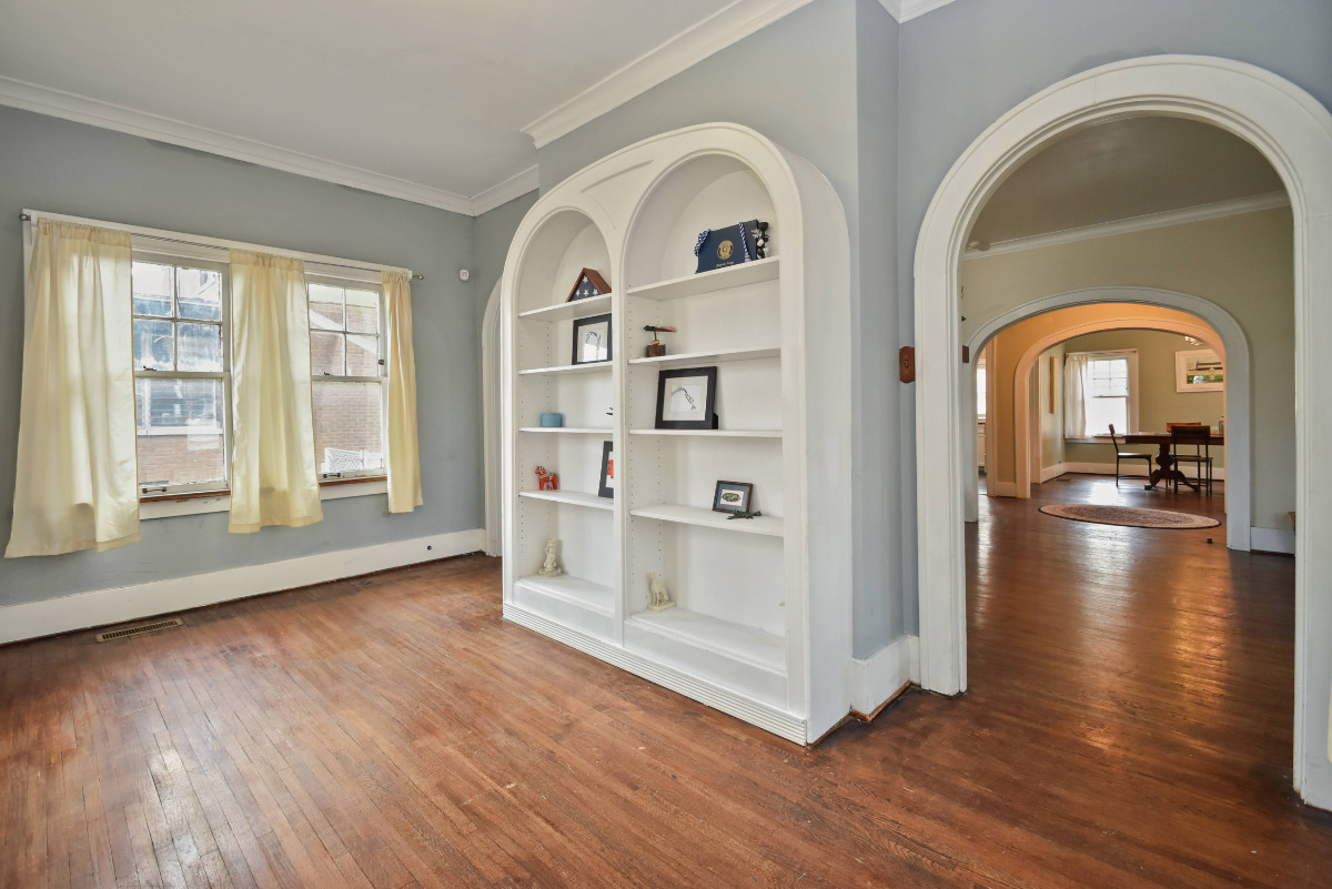 200 W Virginia Avenue, Peoria, IL 61604