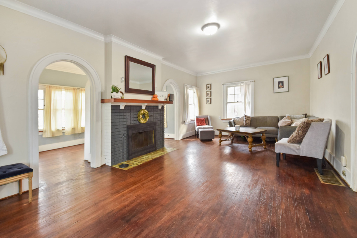 200 W Virginia Avenue, Peoria, IL 61604