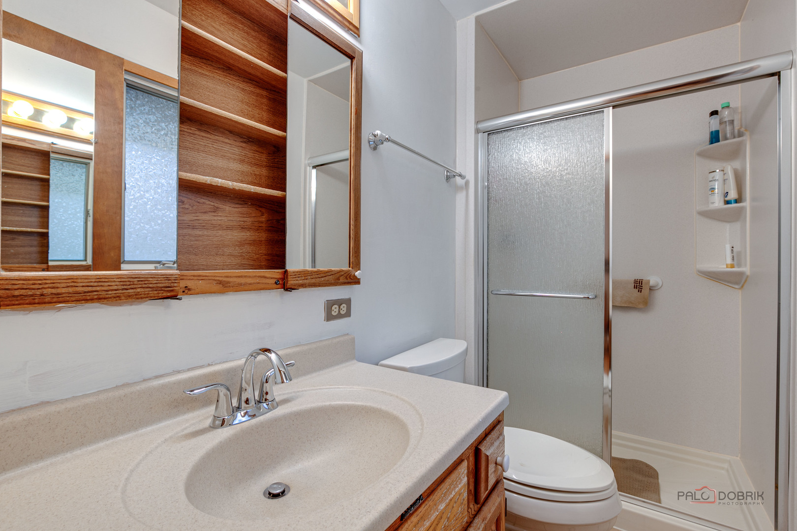 939 Ridgeland Avenue, Mundelein, IL 60060