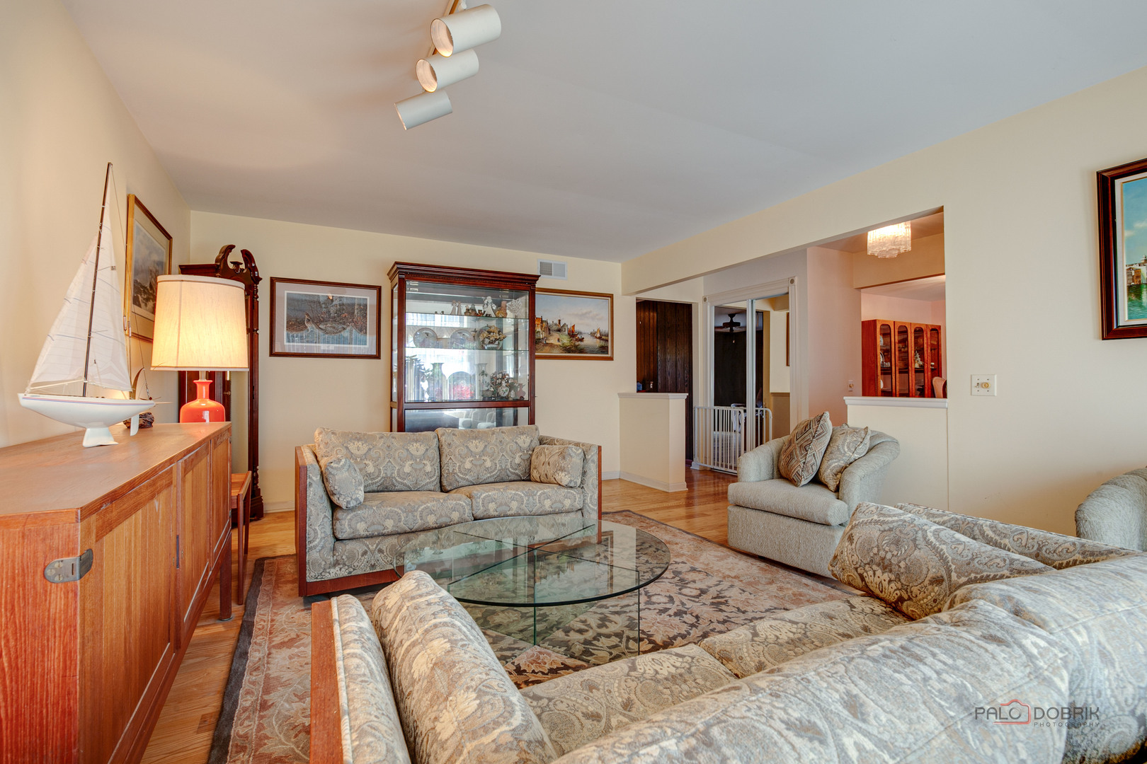 939 Ridgeland Avenue, Mundelein, IL 60060