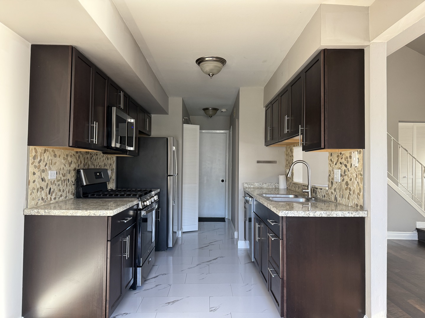 309 Teak Lane, Streamwood, IL 60107