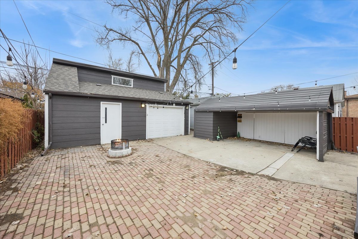 3414 W 116TH Place, Chicago, IL 60655