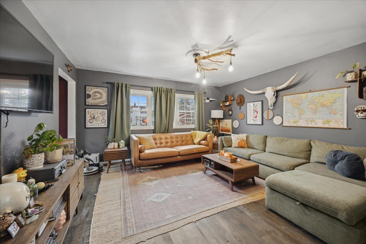 3414 W 116TH Place, Chicago, IL 60655