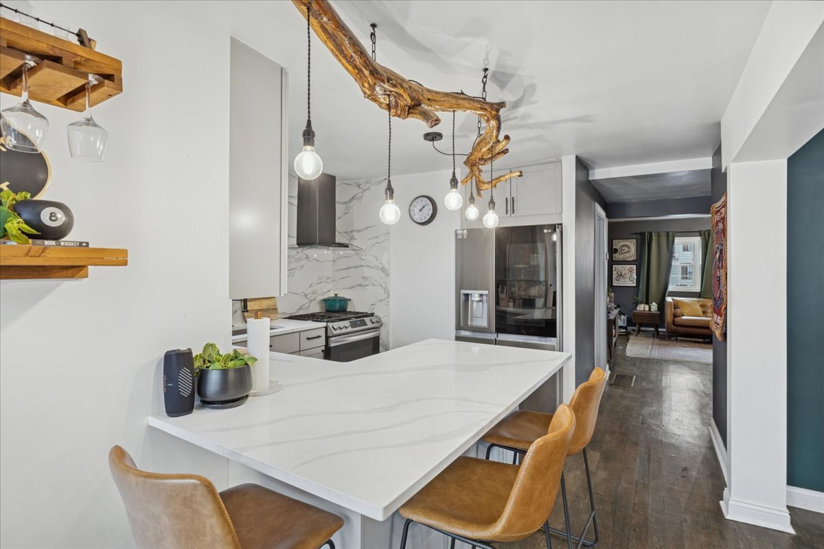 3414 W 116TH Place, Chicago, IL 60655