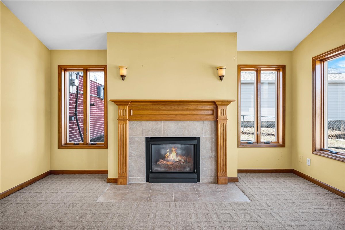 104 E Douglas Street, Carlock, IL 61725