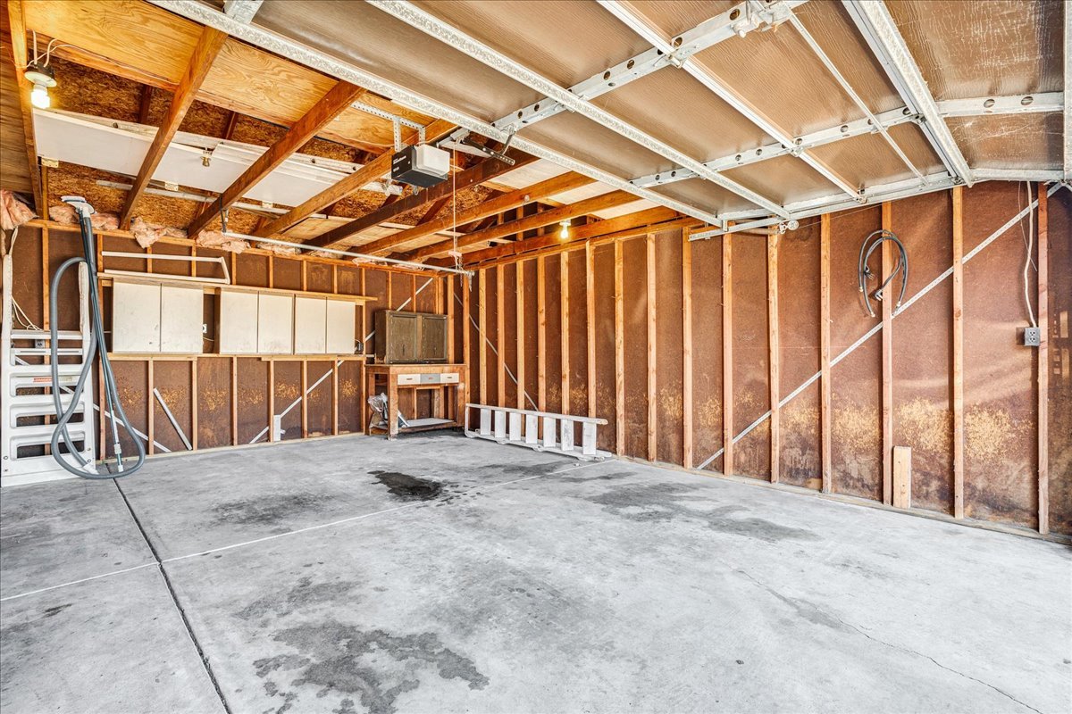 104 E Douglas Street, Carlock, IL 61725