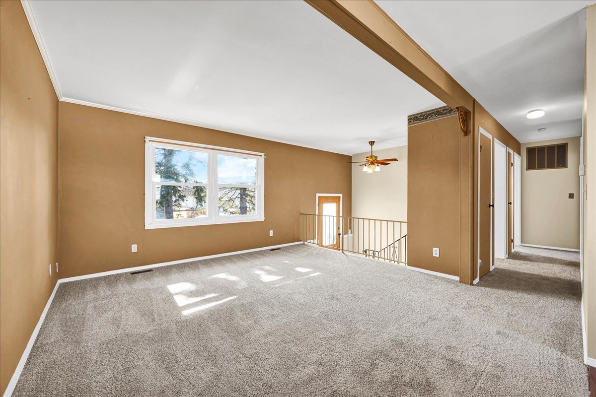 104 E Douglas Street, Carlock, IL 61725