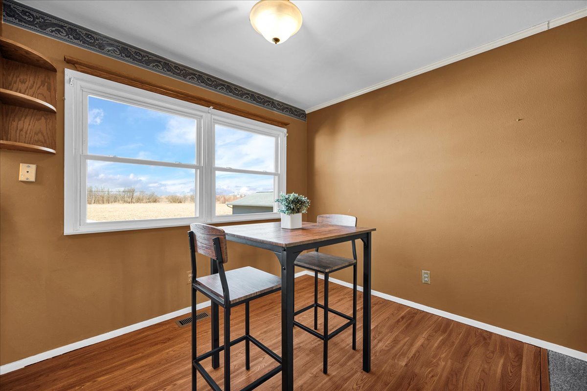 104 E Douglas Street, Carlock, IL 61725