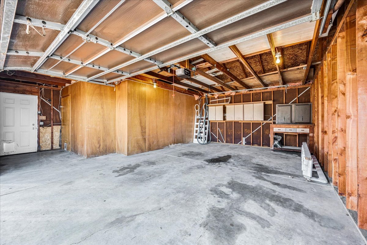 104 E Douglas Street, Carlock, IL 61725