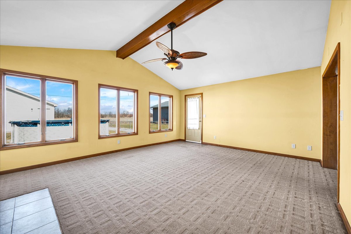 104 E Douglas Street, Carlock, IL 61725