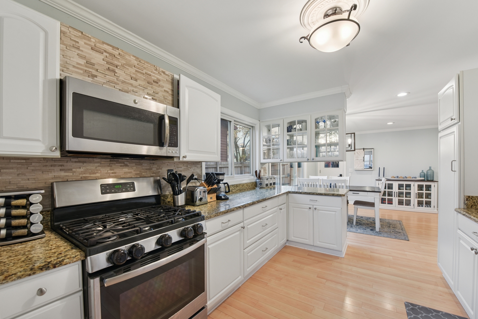 186 Ivy Lane, Bloomingdale, IL 60108