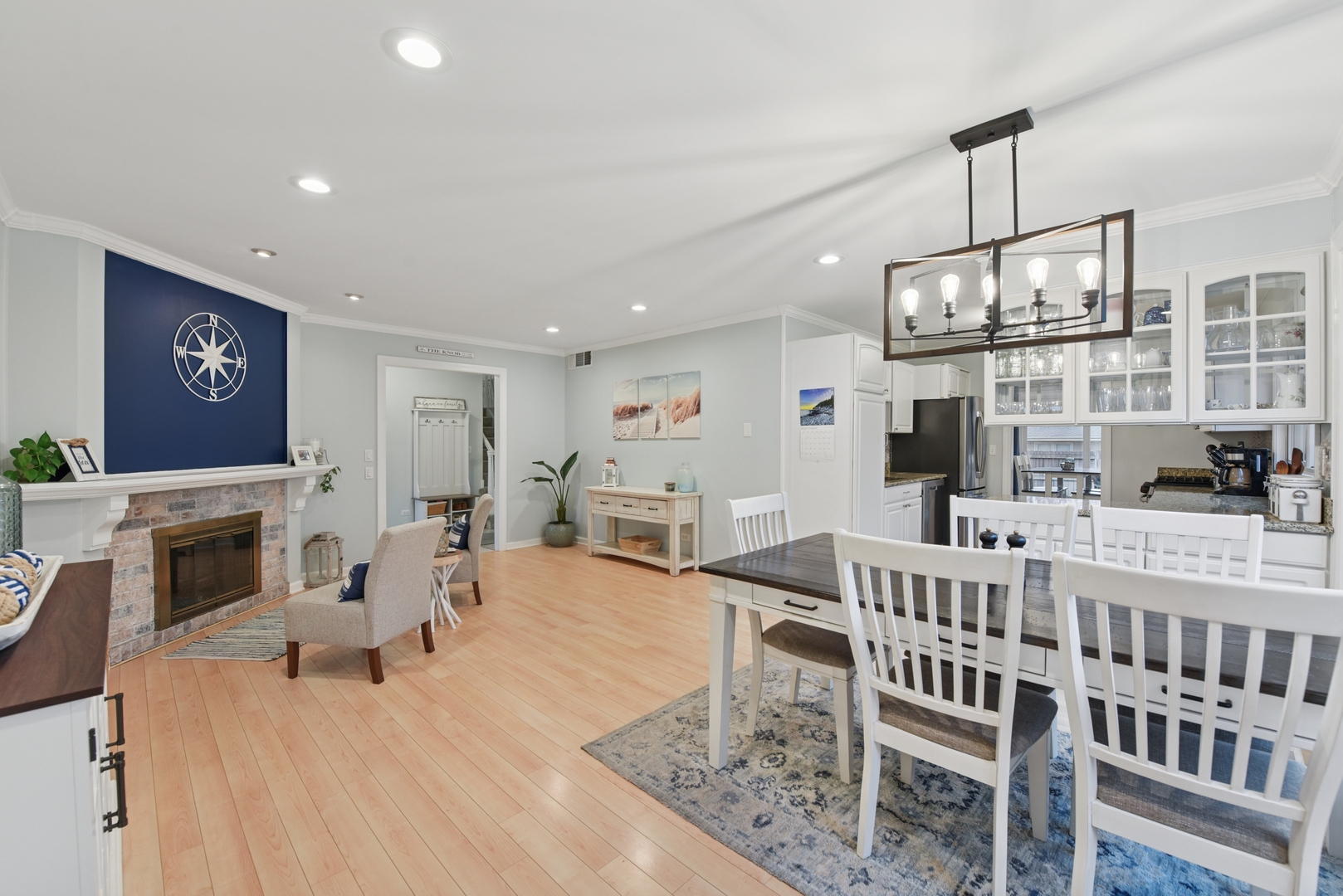 186 Ivy Lane, Bloomingdale, IL 60108