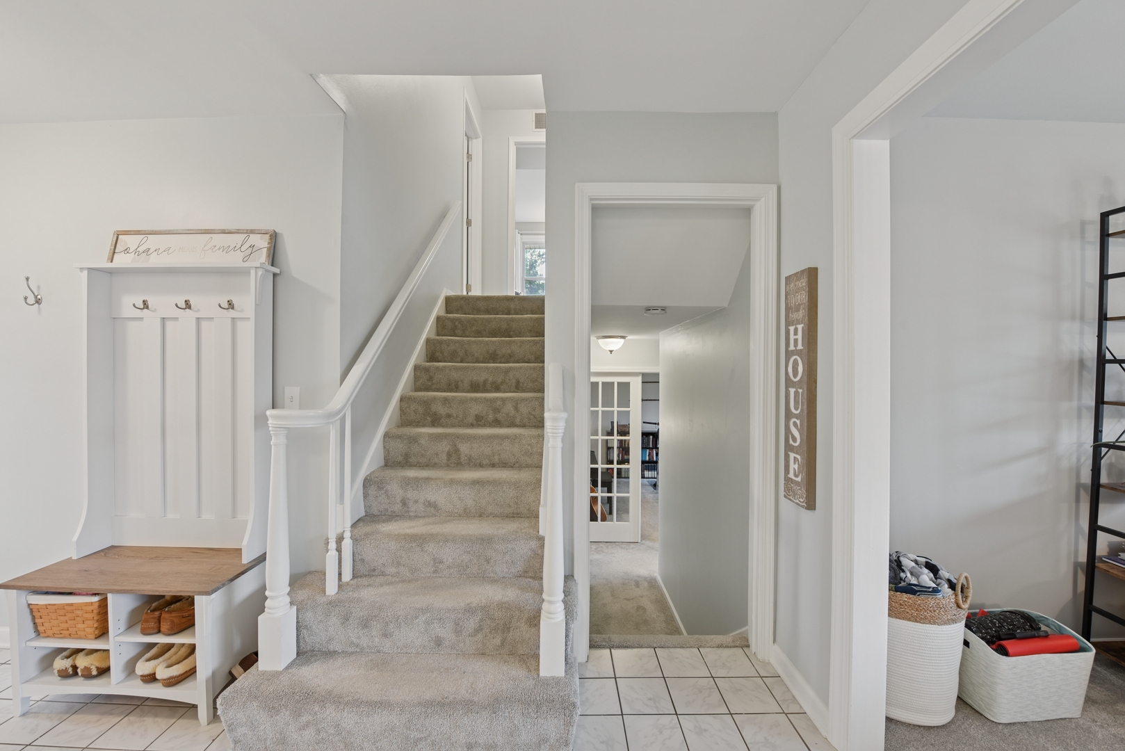 186 Ivy Lane, Bloomingdale, IL 60108