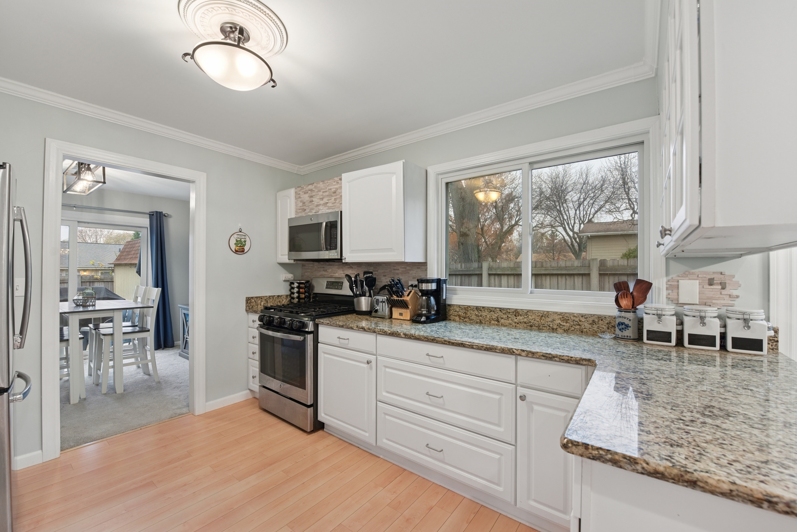 186 Ivy Lane, Bloomingdale, IL 60108