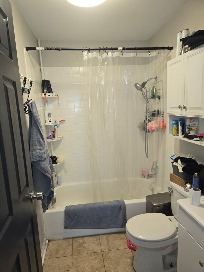 5512 W 79th Street, Burbank, IL 60459