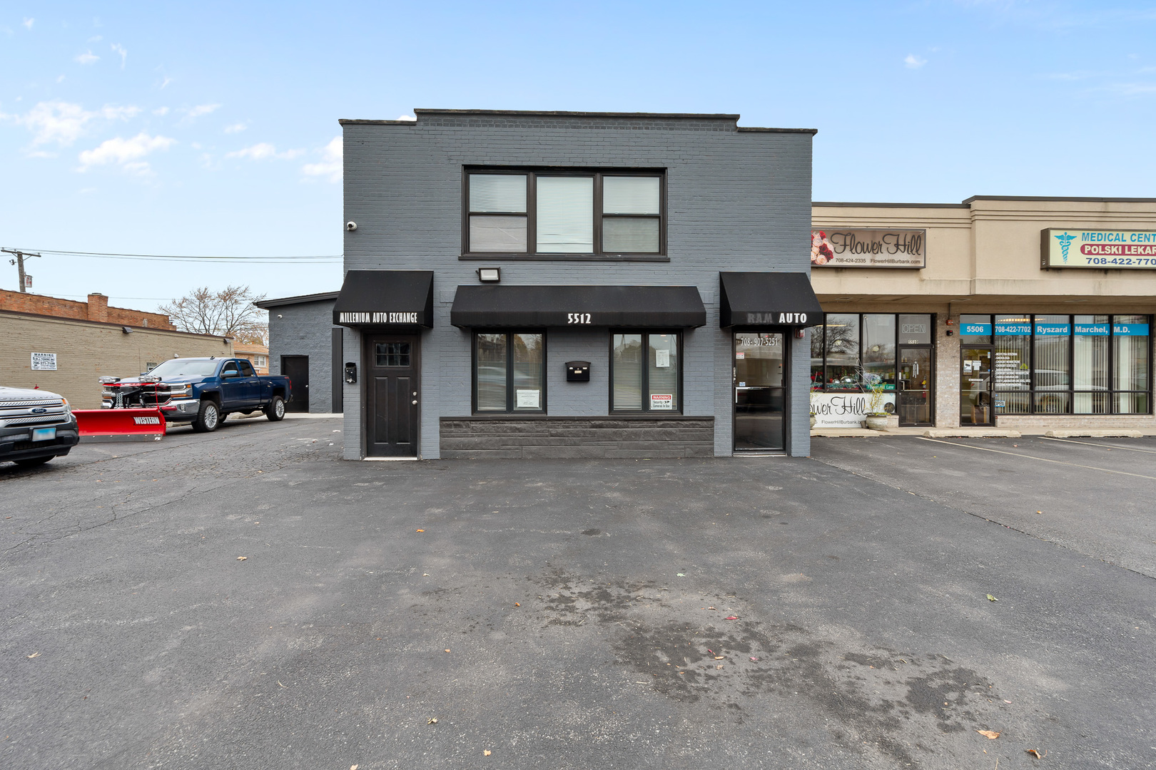 5512 W 79th Street, Burbank, IL 60459