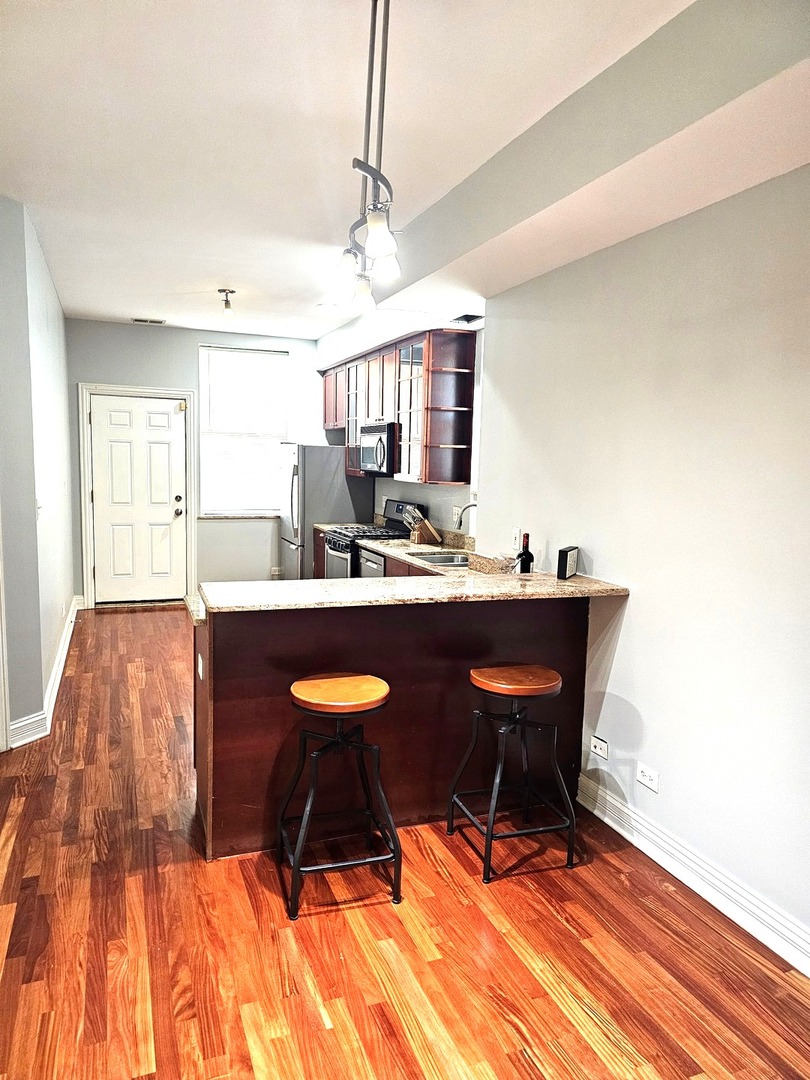 1520 E Marquette Road #2B, Chicago, IL 60637