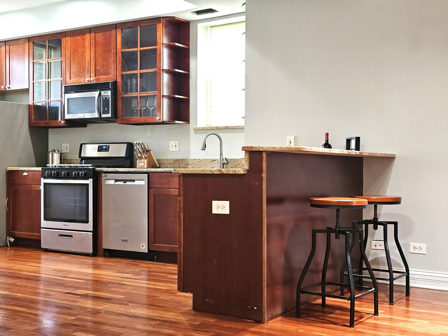 1520 E Marquette Road #2B, Chicago, IL 60637