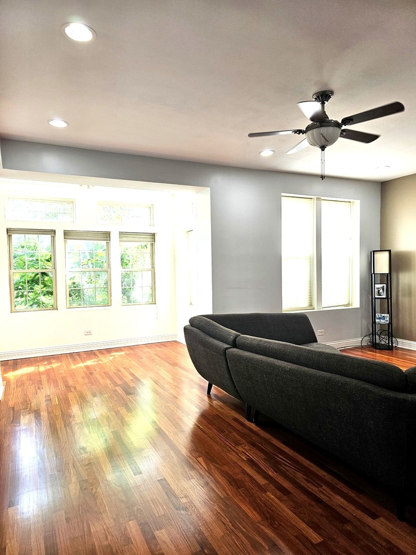 1520 E Marquette Road #2B, Chicago, IL 60637