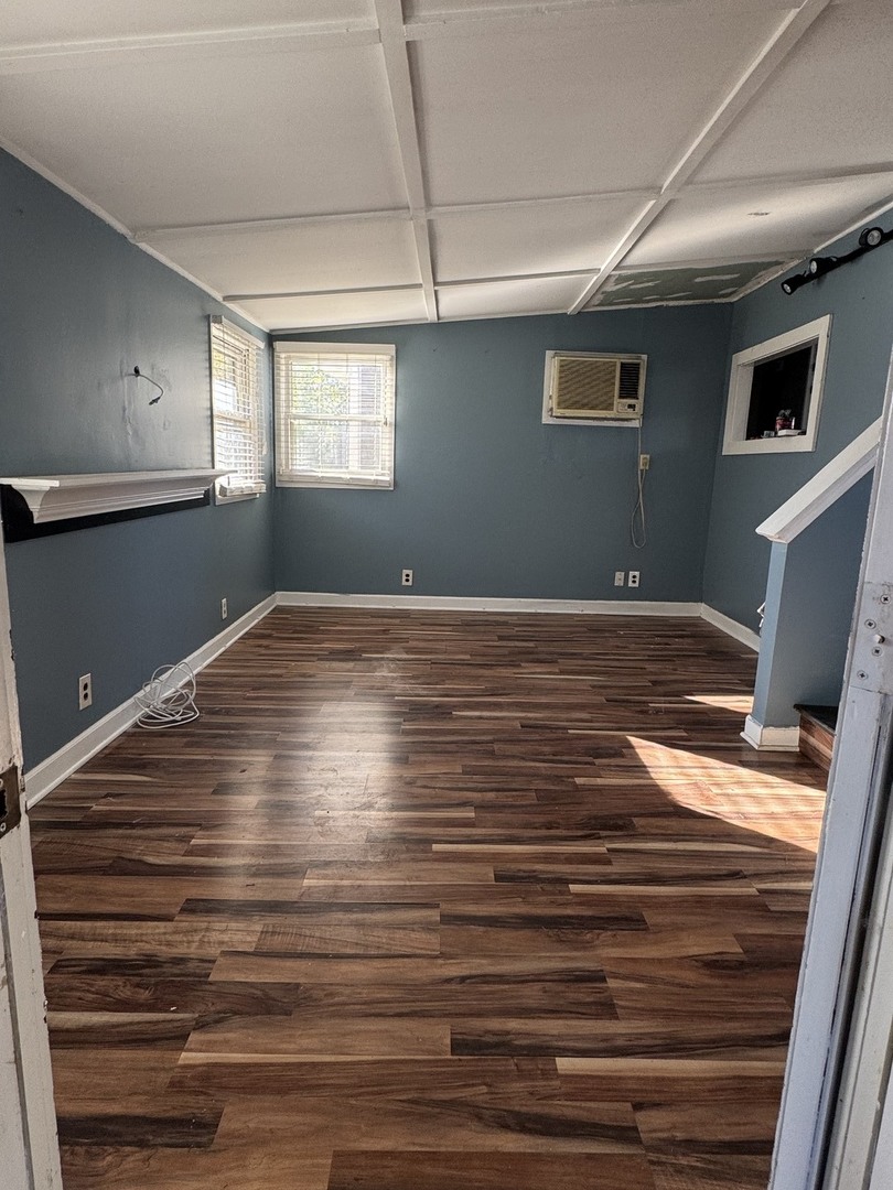 358 David Drive, Elgin, IL 60120