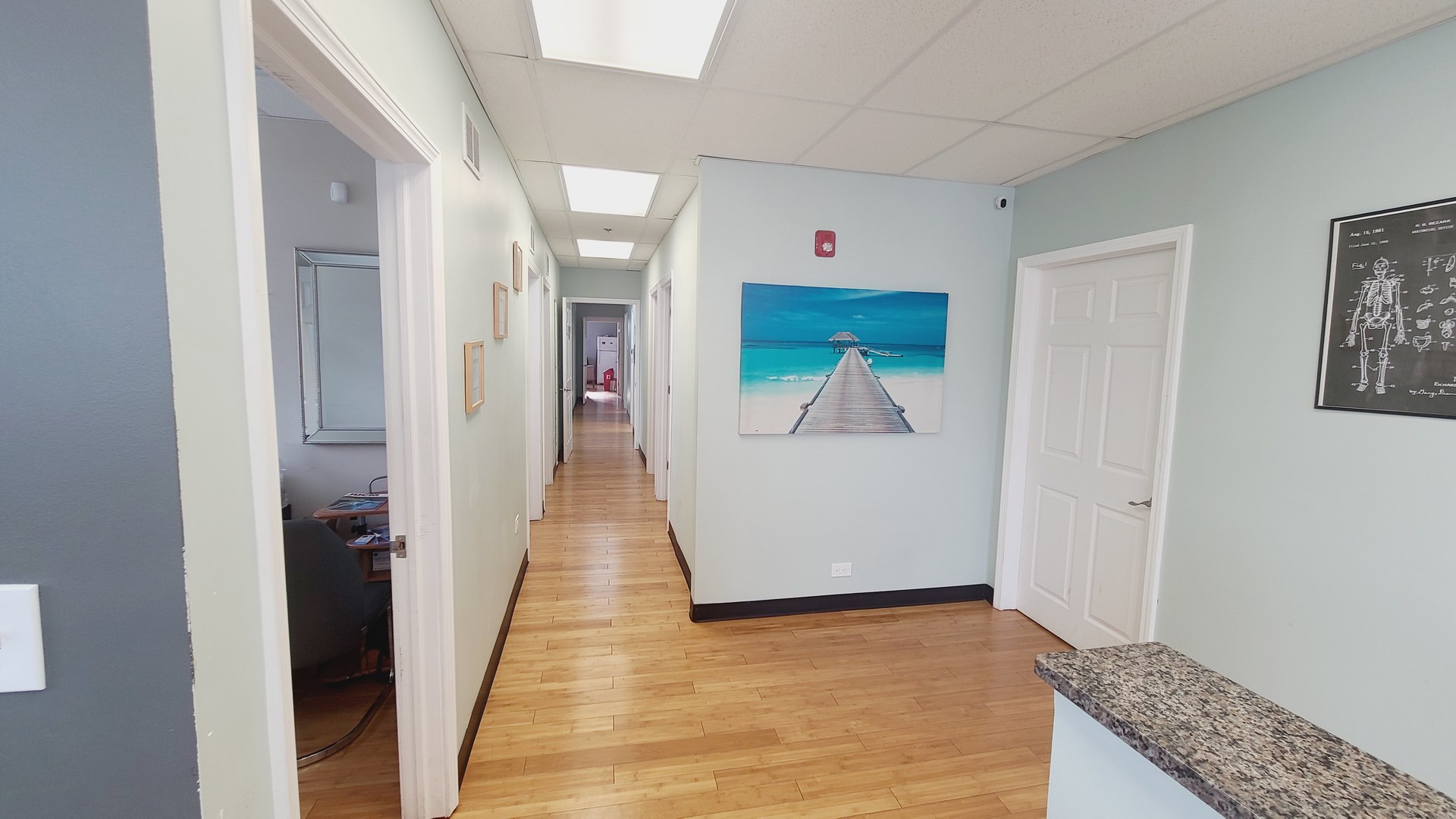 425 Ogden Avenue, Downers Grove, IL 60515