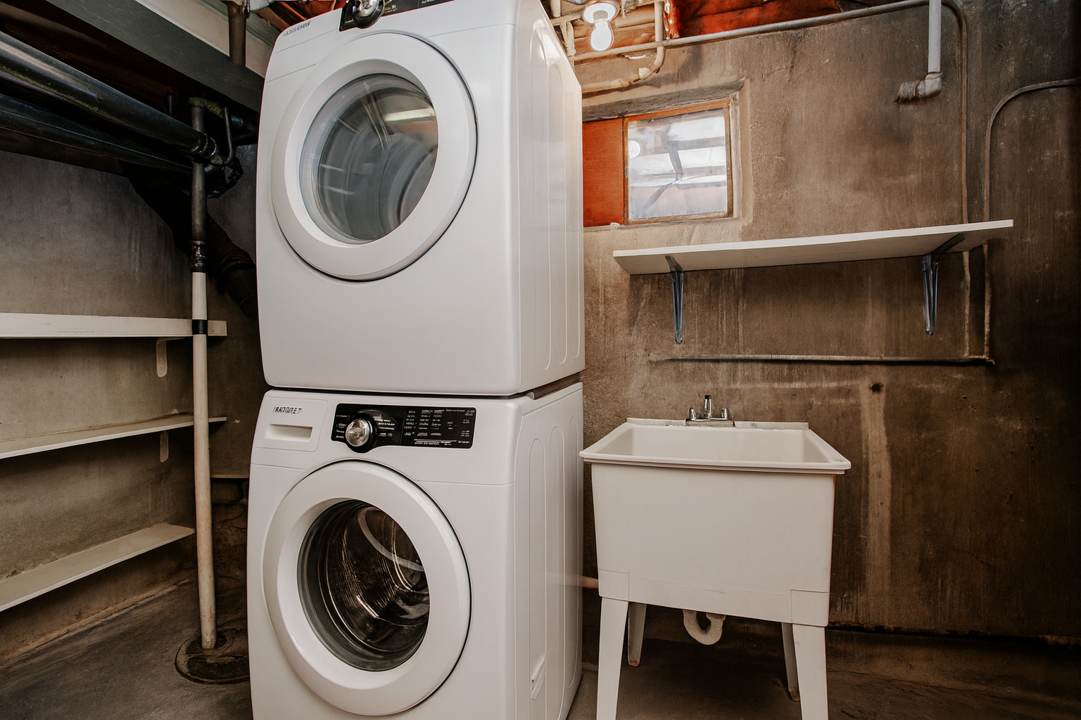 311 S Vine Avenue #E, Park Ridge, IL 60068