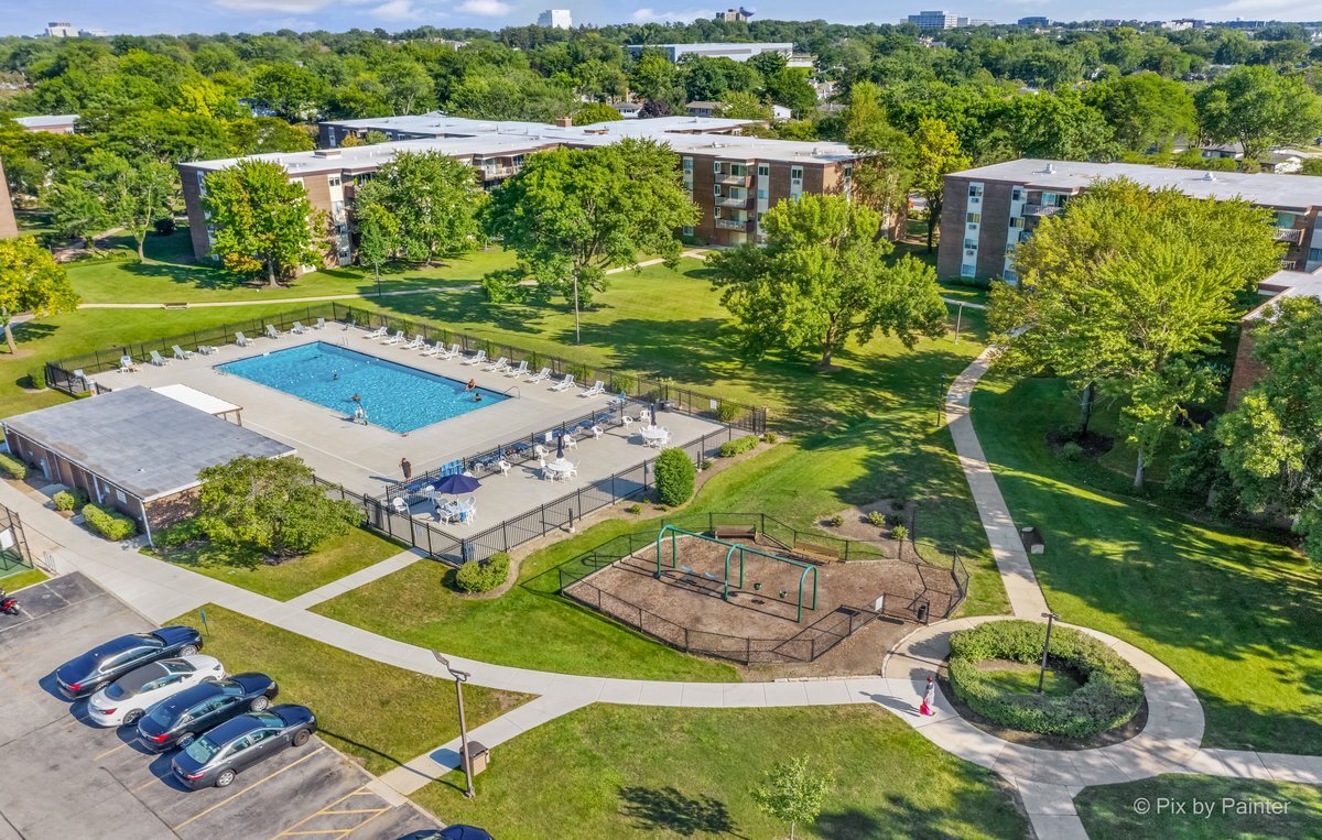 1311 S Finley Road #104, Lombard, IL 60148