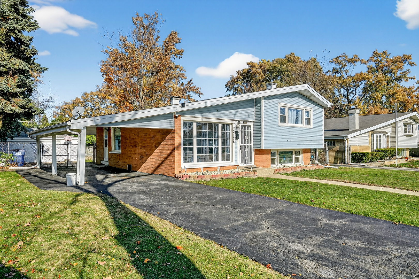 2126 David Drive, Des Plaines, IL 60018