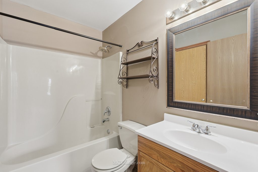 2175 Dalewood Court, Plainfield, IL 60586