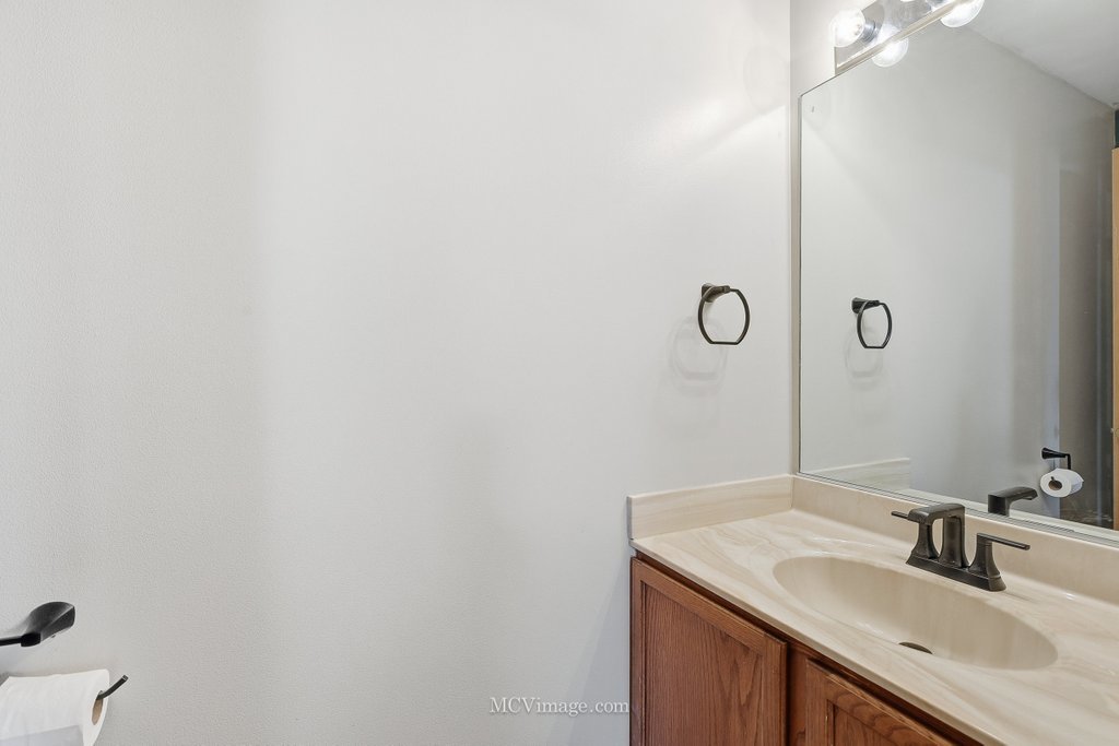 2175 Dalewood Court, Plainfield, IL 60586