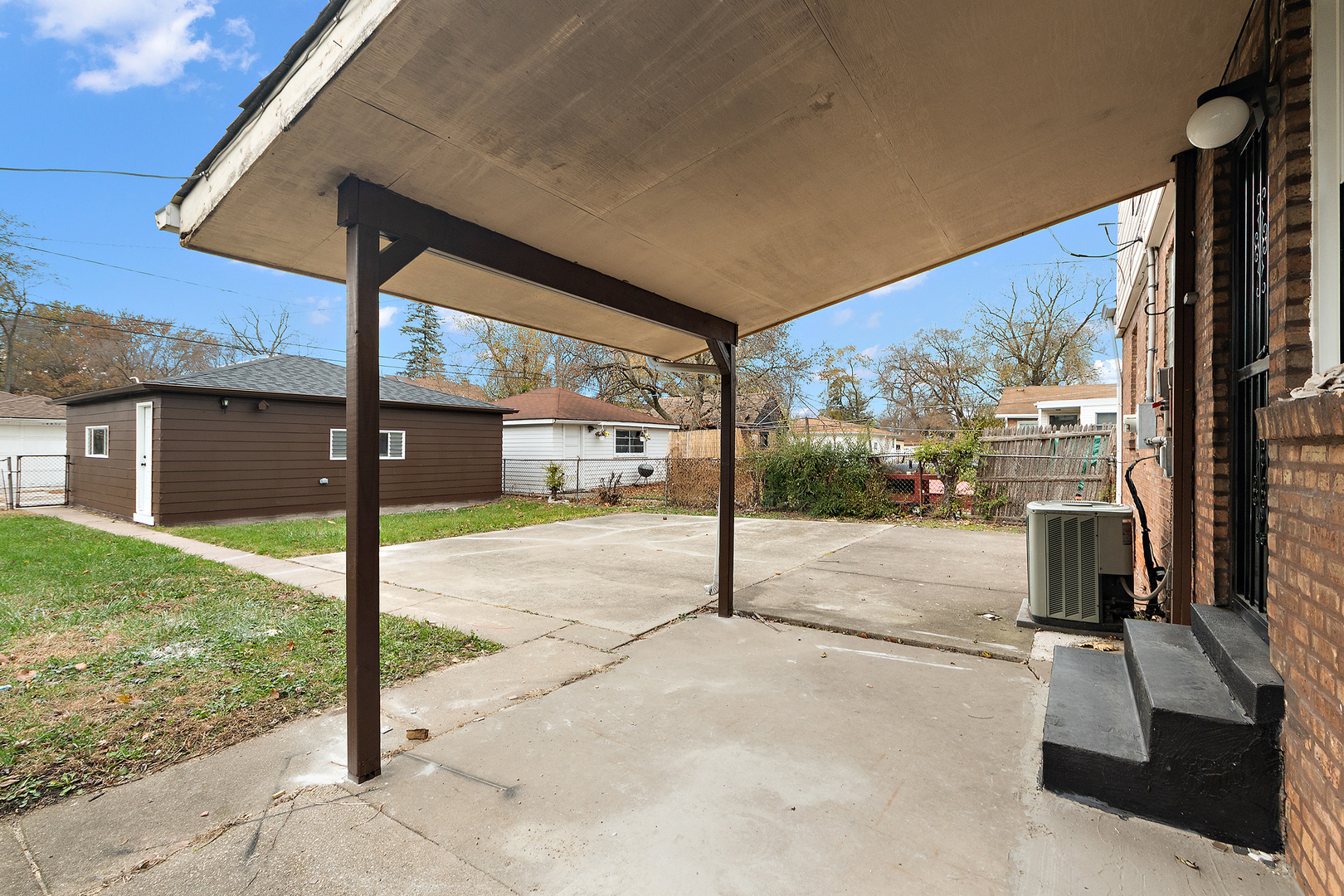 14434 S Edbrooke Avenue, Riverdale, IL 60827