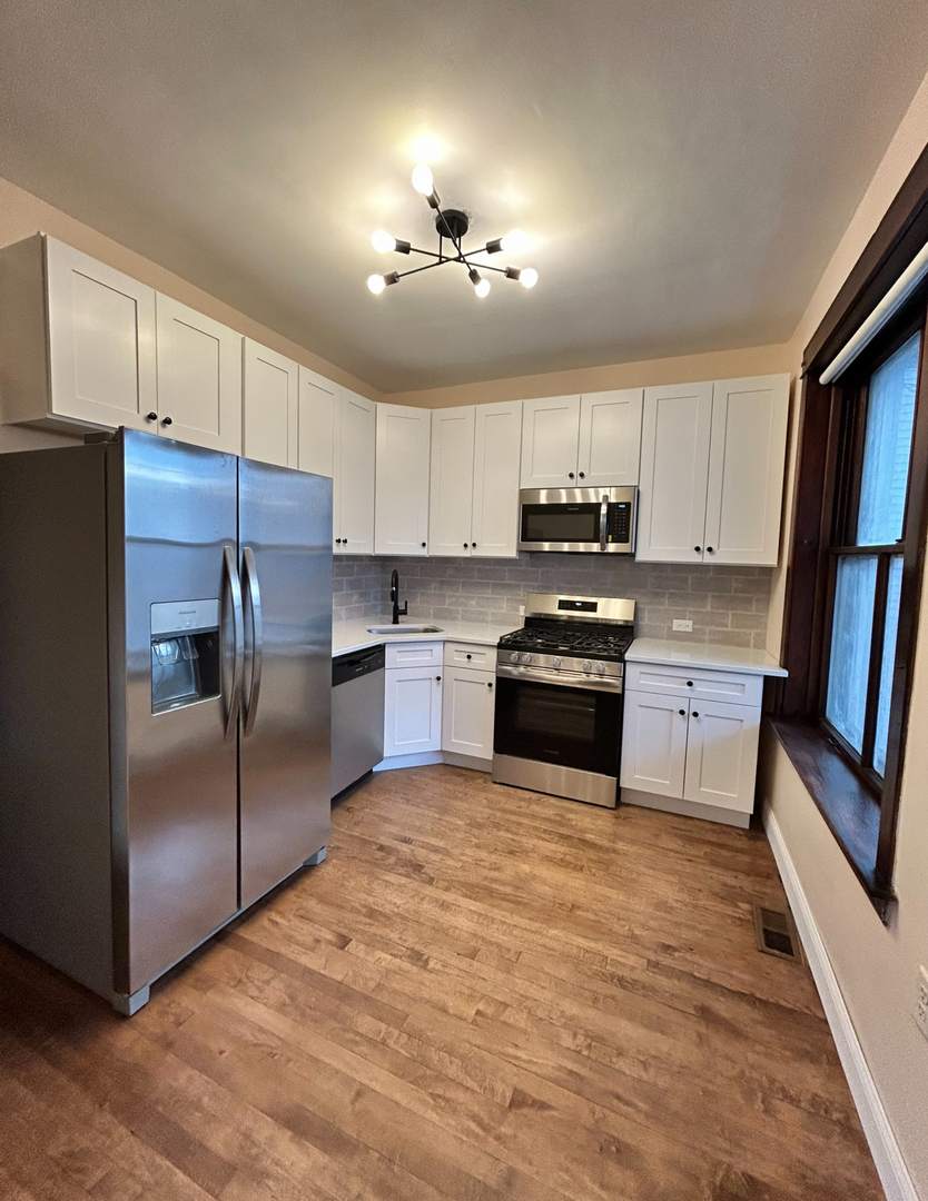 4040 N Lavergne Avenue #1, Chicago, IL 60641